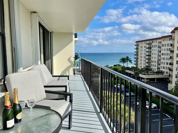 $4,500 | 3460 South Ocean Boulevard, Unit 608, Palm Beach, FL 33480