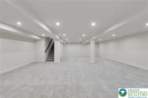 $1,050,000 | 1526 Jays Run, Fogelsville, PA 18051