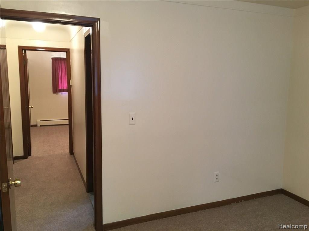 4223 Martin Road Warren, MI 48092 - Photo 16 of 49