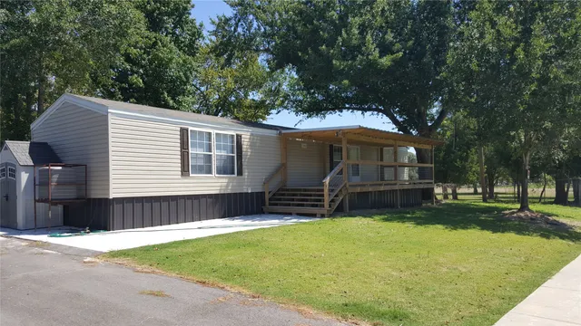 $1,350 | 808 Martin Luther King Boulevard, Willis, TX 77378