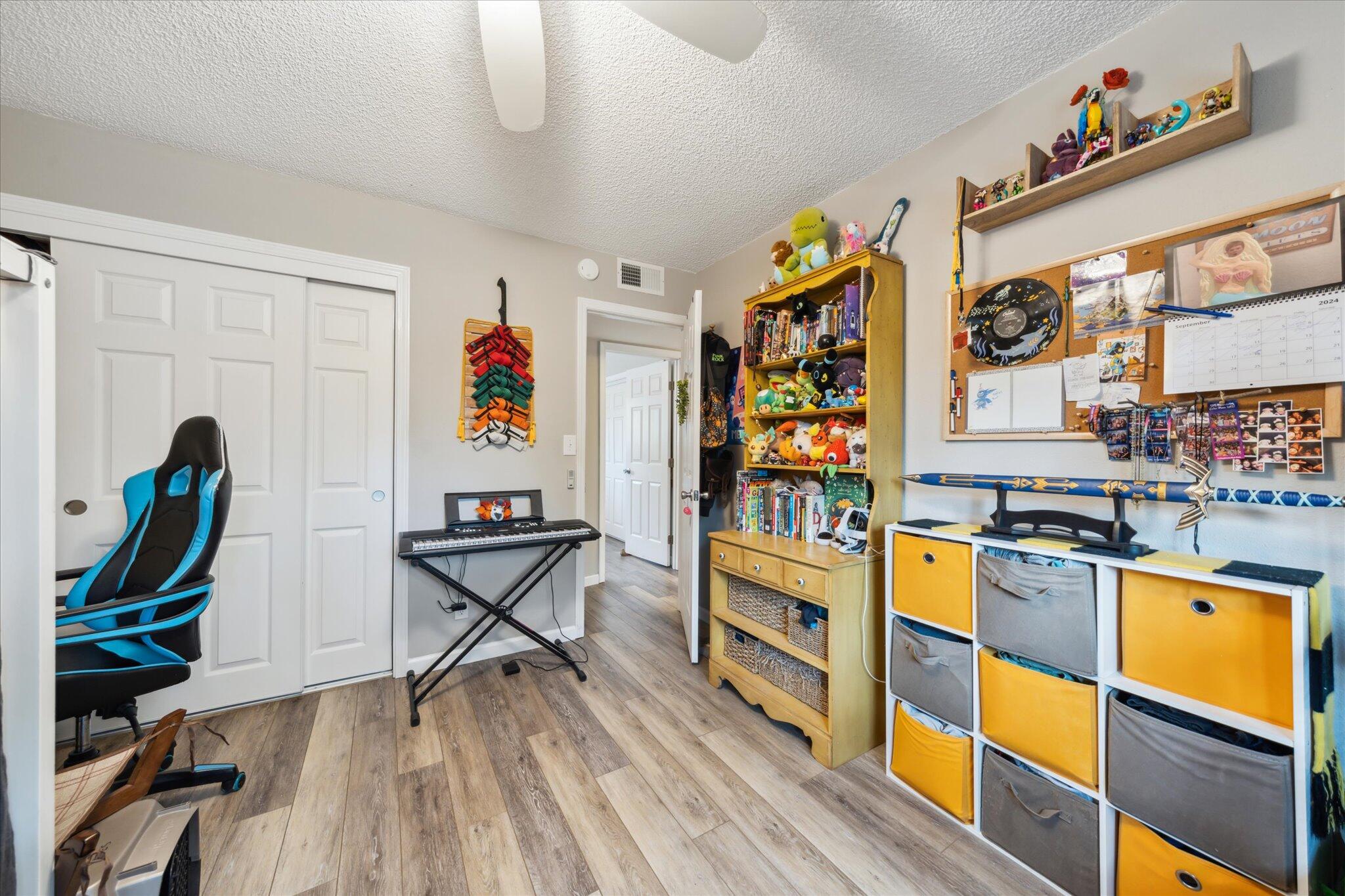 9362 Placer Road Redding, CA 96001 - Photo 18 of 71 17-Biggerflow Real Estate Media-17