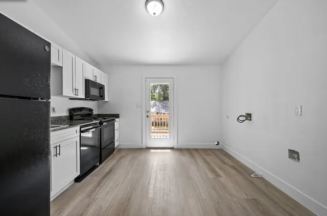 $1,065 | 2218 Magnolia Circle, Unit 302, Tallahassee, FL 32301