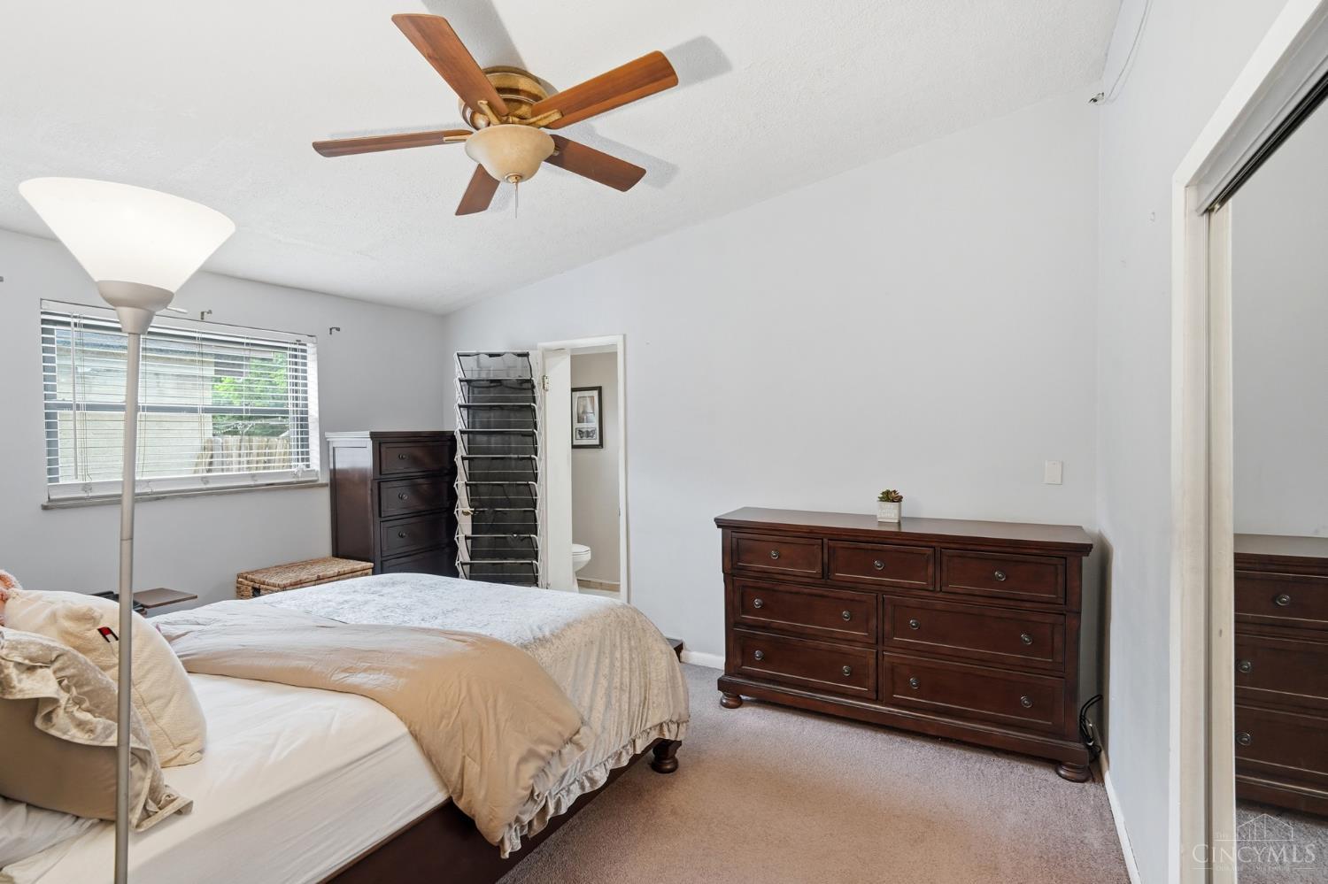 8084 Stillwell Road Cincinnati, OH 45237 - Photo 14 of 53