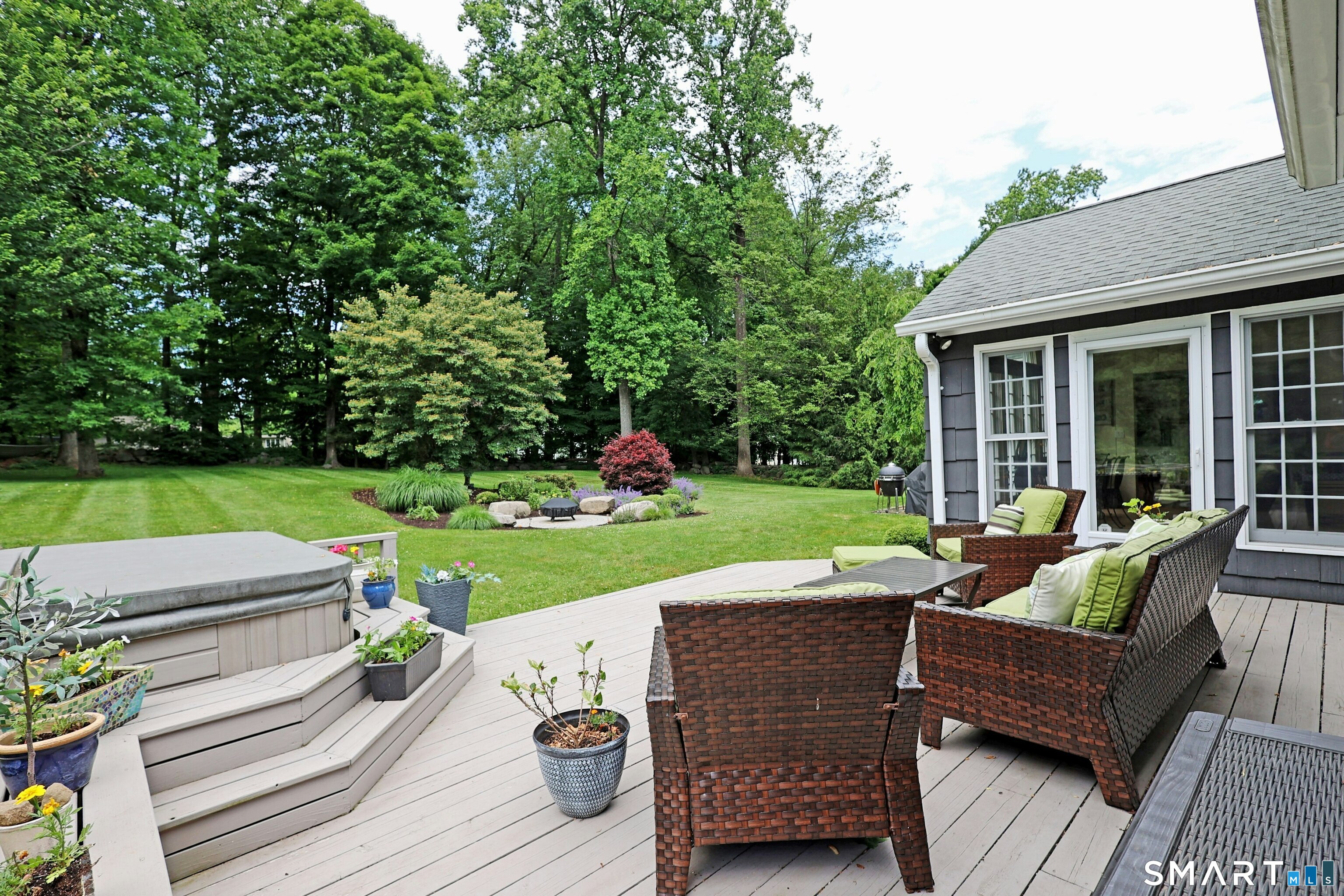 41 Nutmeg Ridge Ridgefield, CT 06877 - Photo 6 of 40