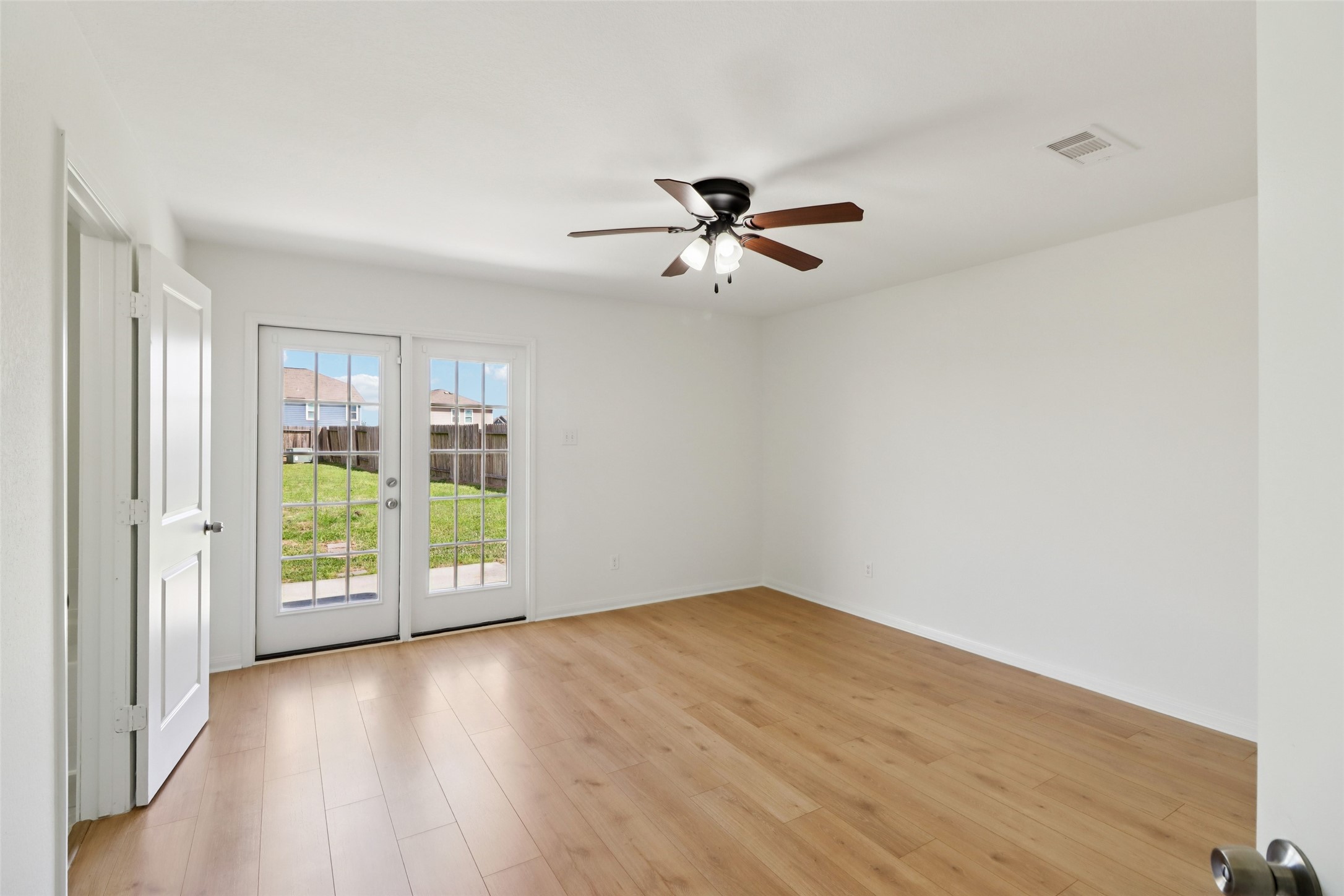 8006 Distant Harbor Road Baytown, TX 77523 - Photo 12 of 29