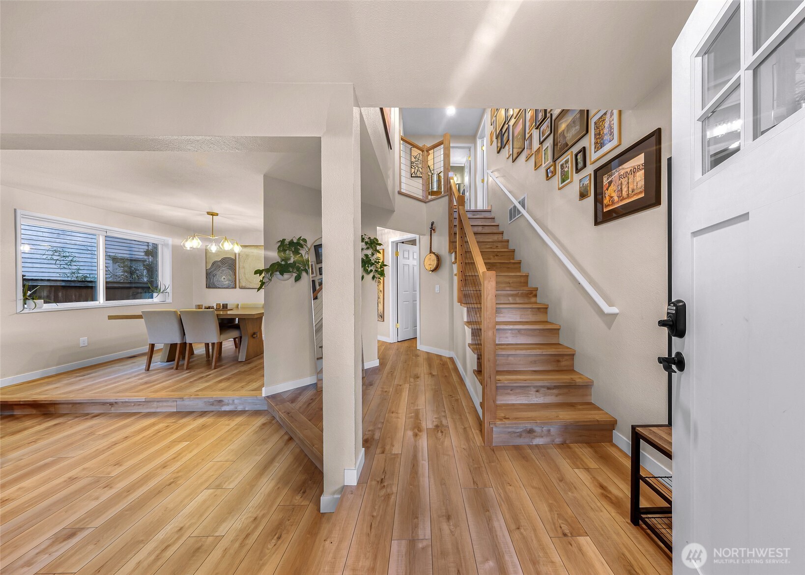 997 Goat Trail Loop Road Mukilteo, WA 98275 - Photo 2 of 33