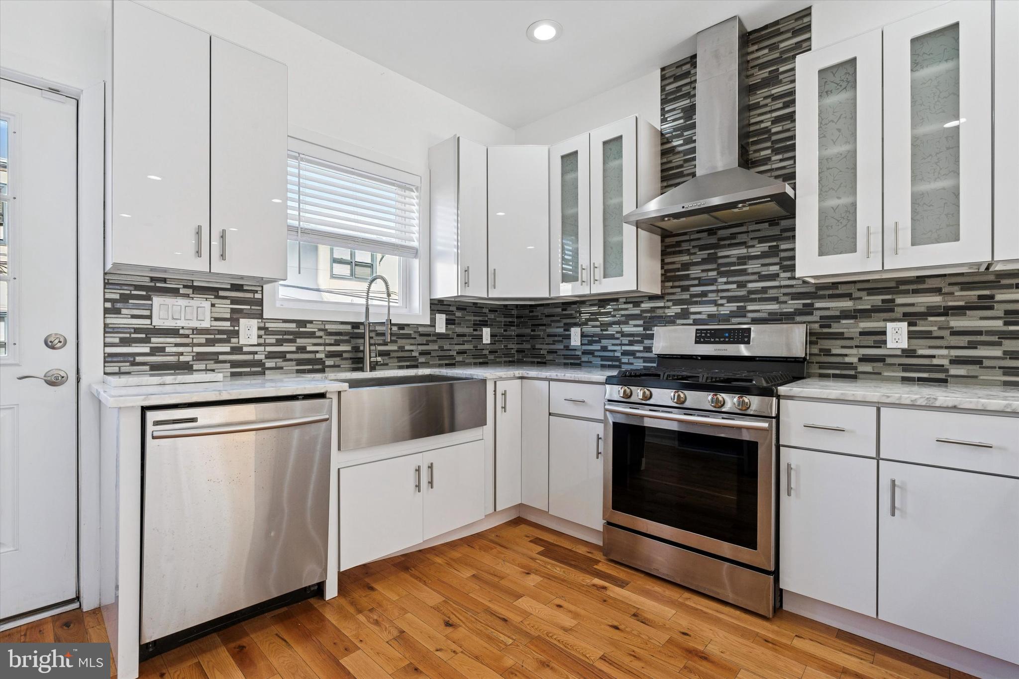 2127 Cross Street Philadelphia, PA 19146 - Photo 8 of 25