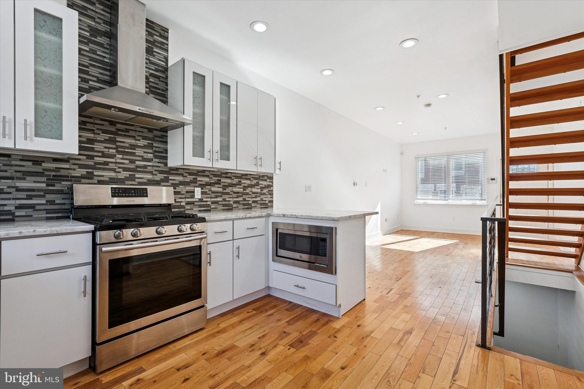 2127 Cross Street Philadelphia, PA 19146 - Photo 9 of 25