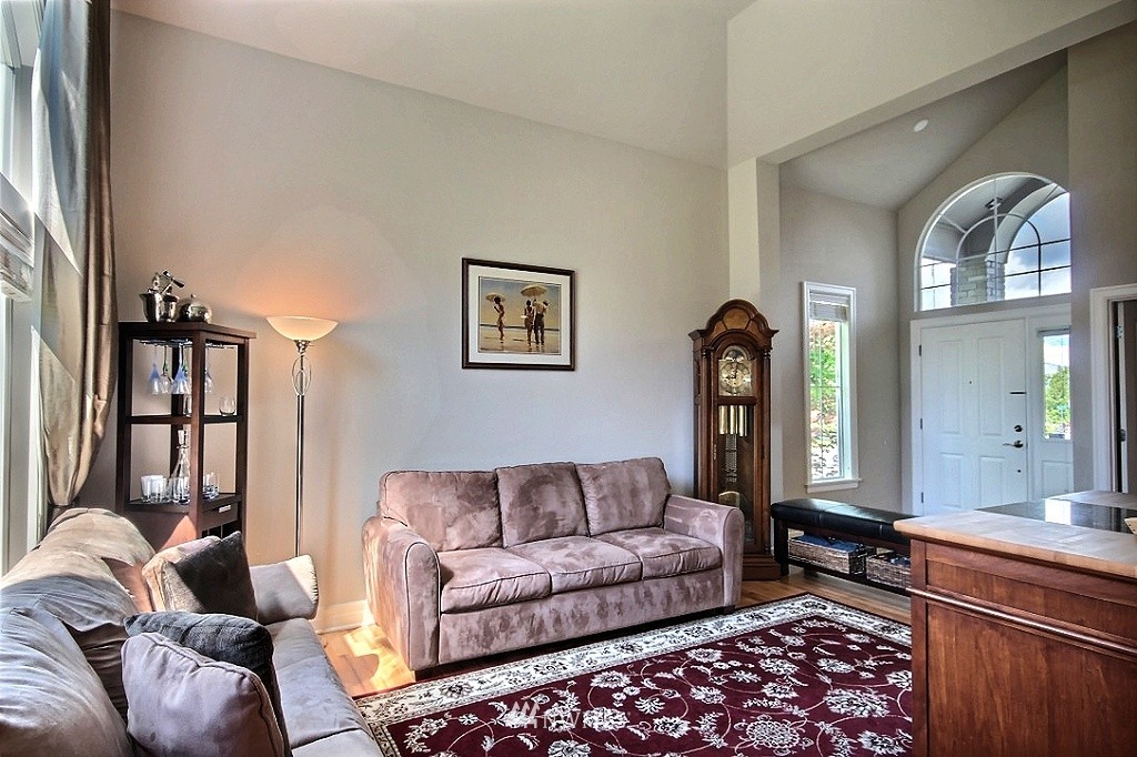 1901 Northeast 35th Place Renton, WA 98056 - Photo 3 of 25 Gallery Image 3