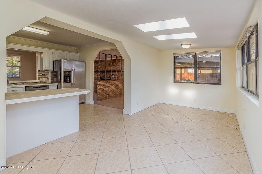 9431 Harriet Avenue Jacksonville, FL 32208 - Photo 16 of 19 DiningRoom_