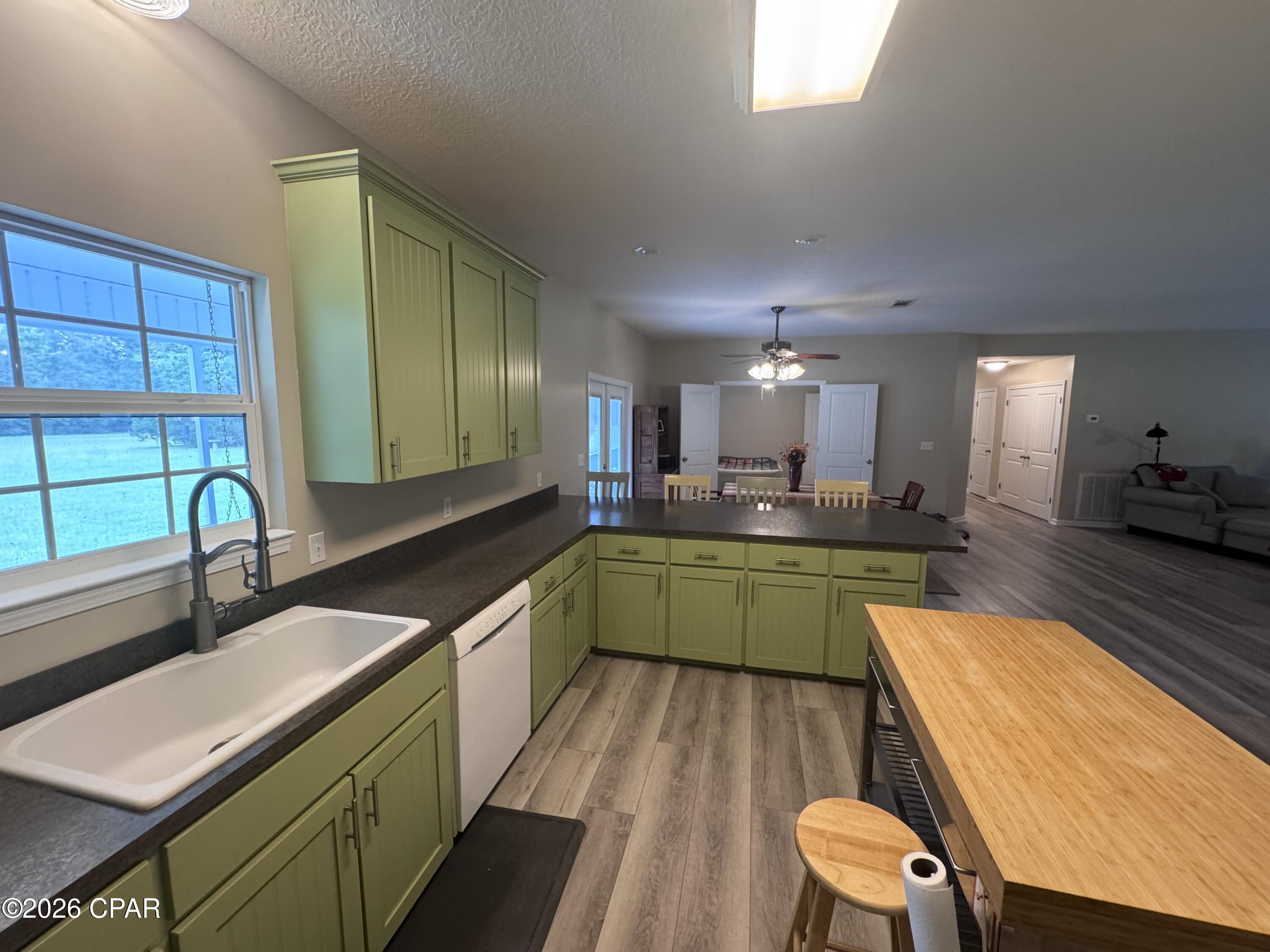 594 Green Bay Road Chipley, FL 32428 - Photo 12 of 51 Gallery Image 12