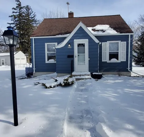 $225,000 | 593 Grove Street Southwest, Hutchinson, MN 55350