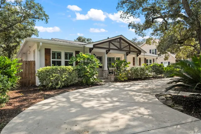$960,000 | 412 37th Avenue North, Myrtle Beach, SC 29577