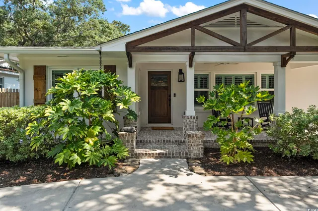 $960,000 | 412 37th Avenue North, Myrtle Beach, SC 29577