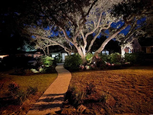 $960,000 | 412 37th Avenue North, Myrtle Beach, SC 29577