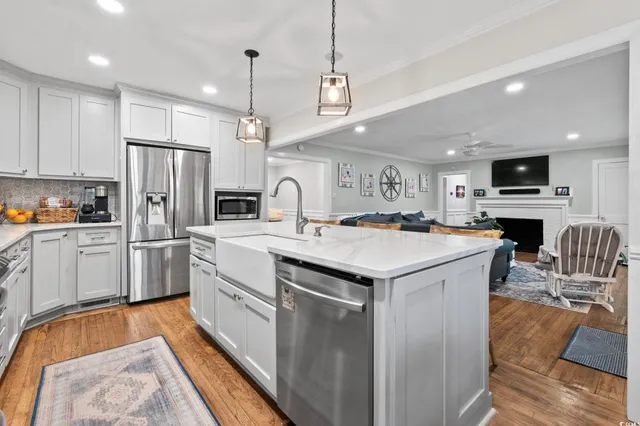 $960,000 | 412 37th Avenue North, Myrtle Beach, SC 29577