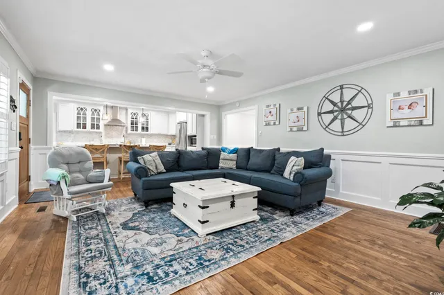 $960,000 | 412 37th Avenue North, Myrtle Beach, SC 29577