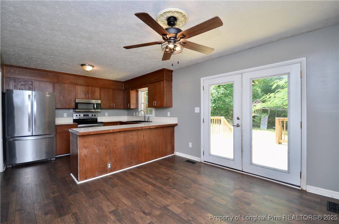 4831 Belford Road Fayetteville, NC 28314 - Photo 13 of 44