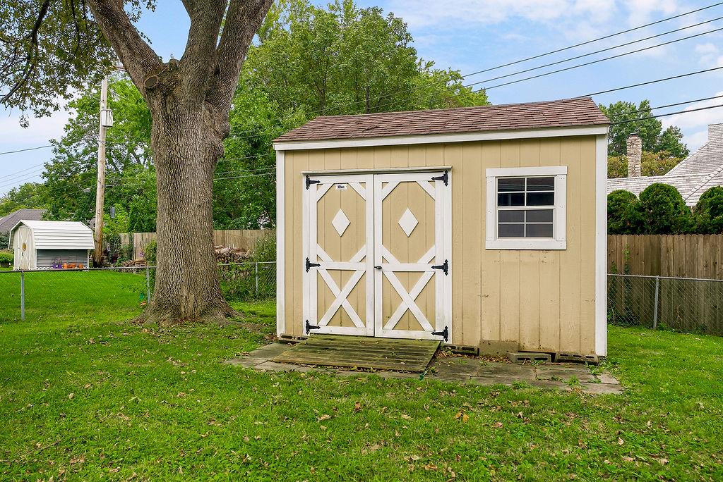305 Northwest O'Brien Road Lee's Summit, MO 64063 - Photo 30 of 34 Gallery Image 30