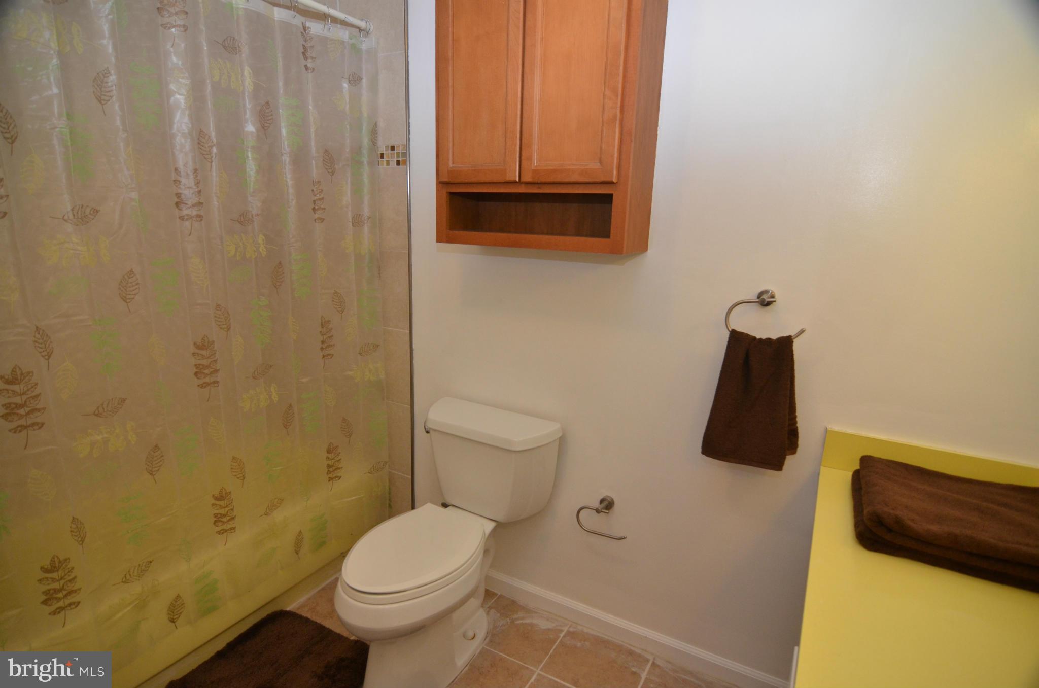 9205 Pleasant Court Laurel, MD 20708 - Photo 22 of 30 Bath