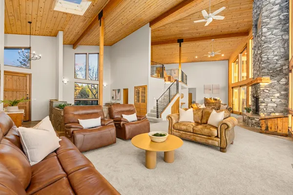 $1,749,999 | 984 Crestview Drive, Murphys, CA 95247