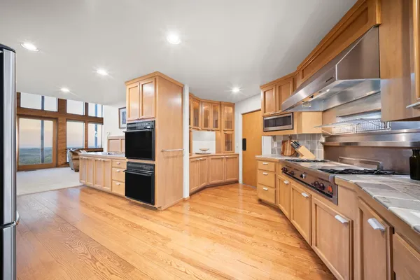 $1,749,999 | 984 Crestview Drive, Murphys, CA 95247