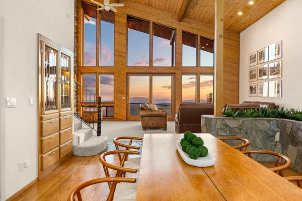 $1,749,999 | 984 Crestview Drive, Murphys, CA 95247