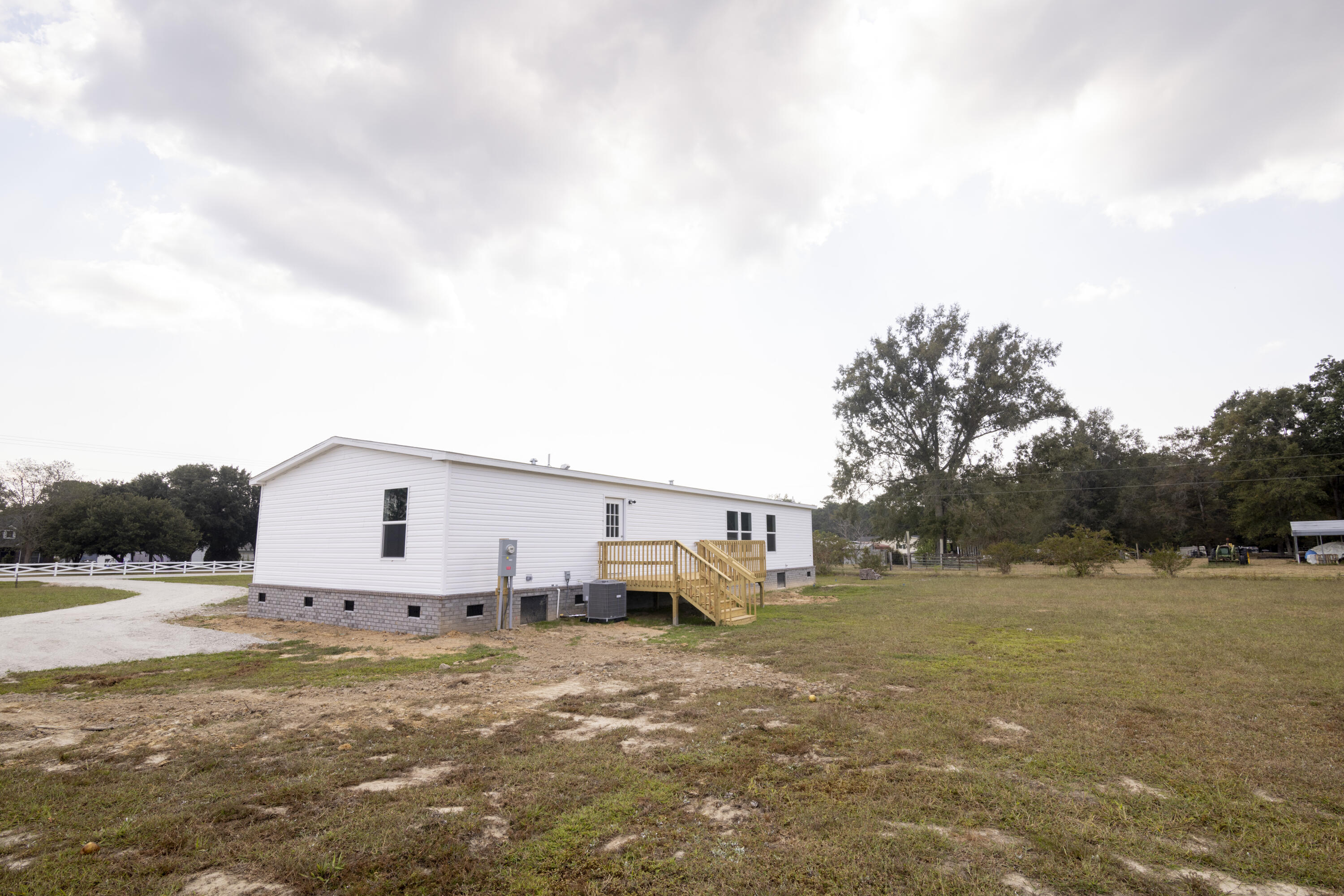 1360 Givhans Road Ridgeville, SC 29472 - Photo 3 of 23 1360Givhans_05