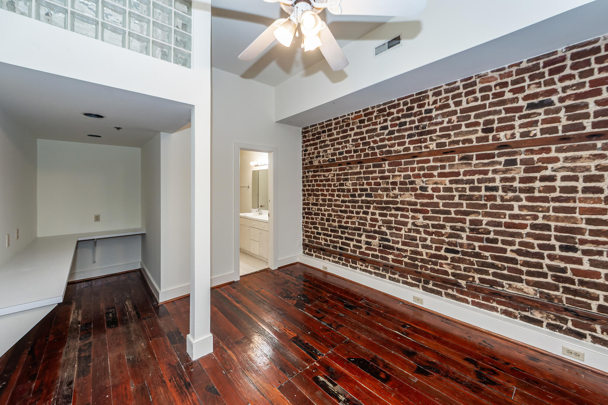 290 King Street, Unit A Charleston, SC 29401 - Photo 12 of 30 12