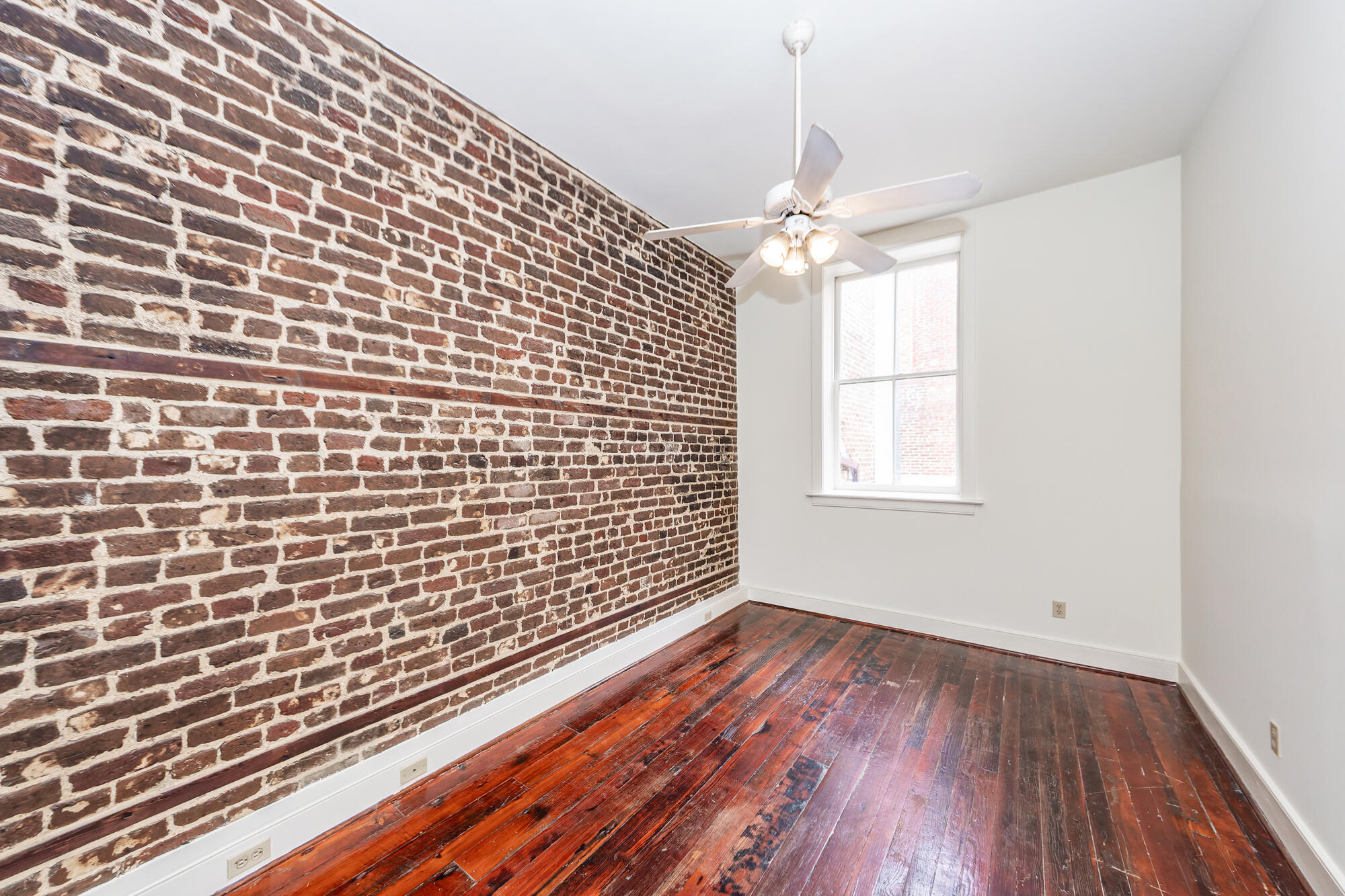 290 King Street, Unit A Charleston, SC 29401 - Photo 23 of 30 23