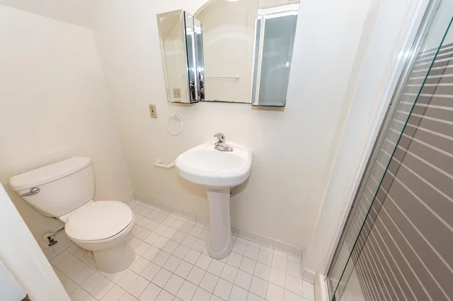 $4,400 | 290 King Street, Unit A, Charleston, SC 29401