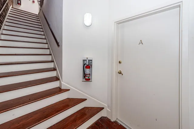 $4,400 | 290 King Street, Unit A, Charleston, SC 29401