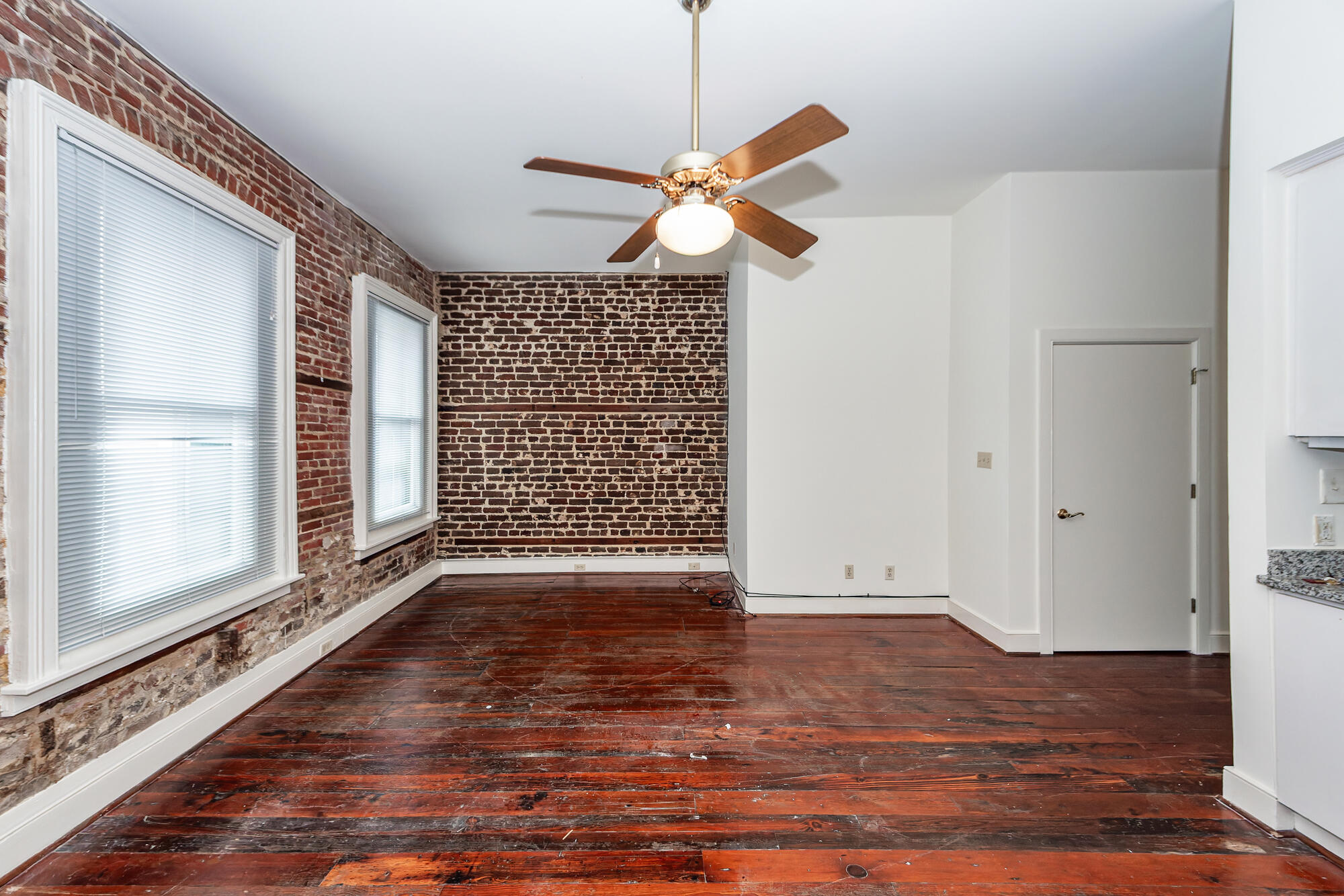 290 King Street, Unit A Charleston, SC 29401 - Photo 5 of 30 05