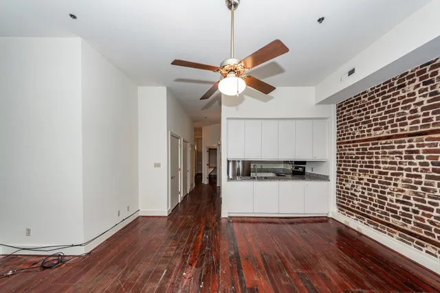 $4,400 | 290 King Street, Unit A, Charleston, SC 29401