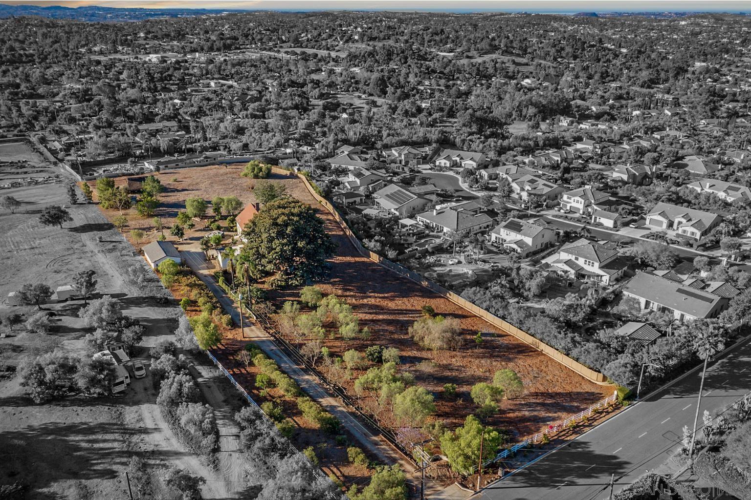 2261 Edgehill Road, Unit 17825015 Vista, CA 92084 - Photo 4 of 9 an aerial view of residential houses with outdoor space