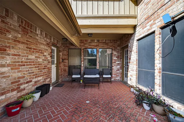 $429,990 | 14819 Alderwick Drive, Sugar Land, TX 77498