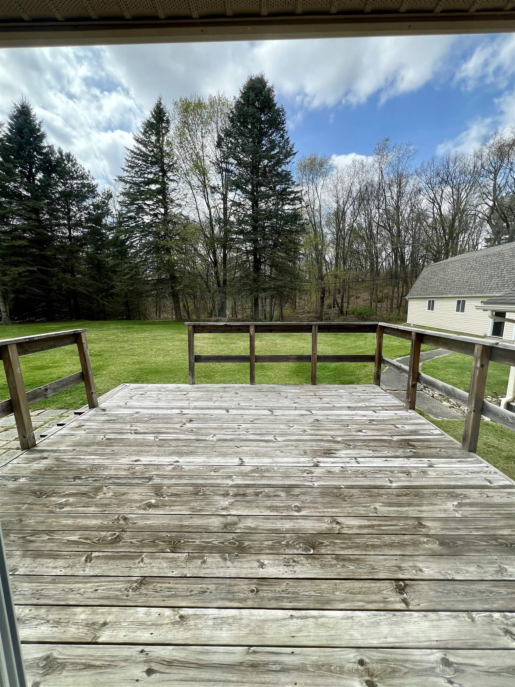 7979 Reese Road Clarkston, MI 48348 - Photo 8 of 43 50140169-ace13d42-0f27-403c-b9cb-aea8d6cfcd0b.JPG