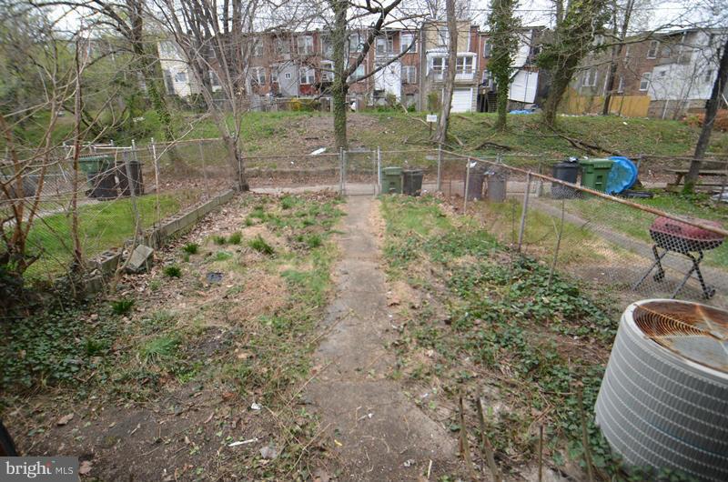4212 Bonner Road Baltimore, MD 21216 - Photo 19 of 19 Exterior (Rear)