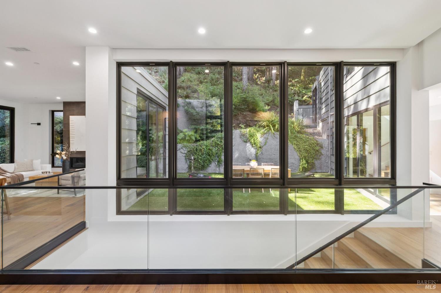 5 Tartan Road Mill Valley, CA 94941 - Photo 17 of 47 Gallery Image 17