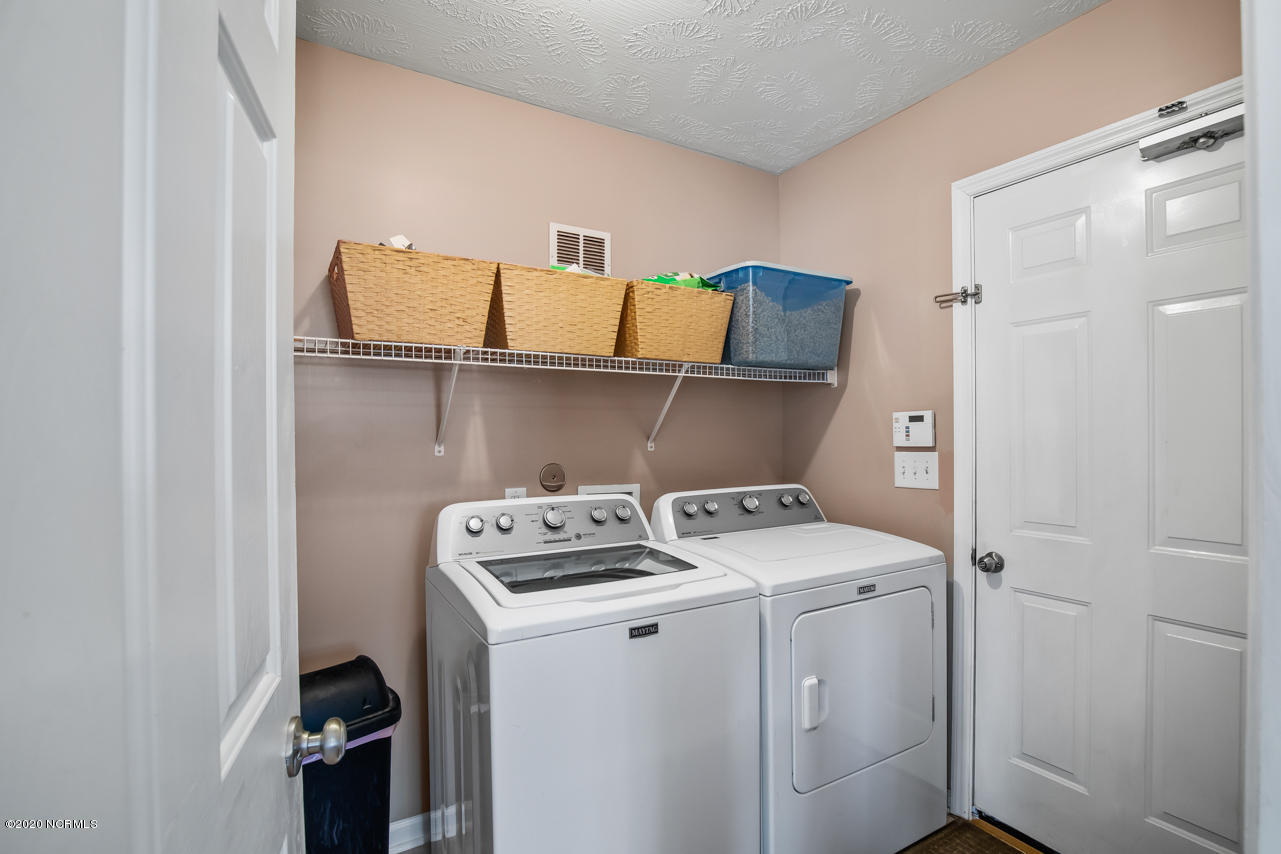 305 Old Dam Road Jacksonville, NC 28540 - Photo 14 of 31 16