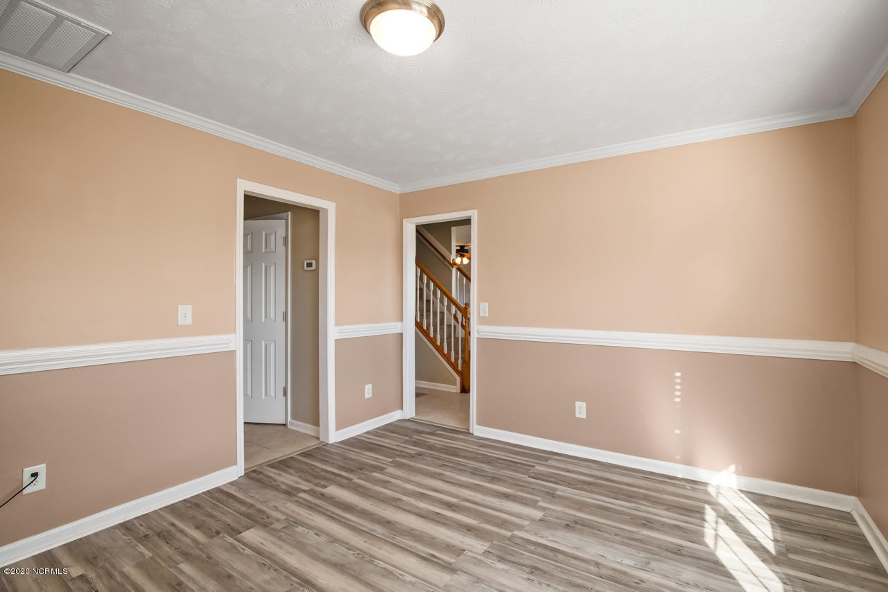 305 Old Dam Road Jacksonville, NC 28540 - Photo 15 of 31 18