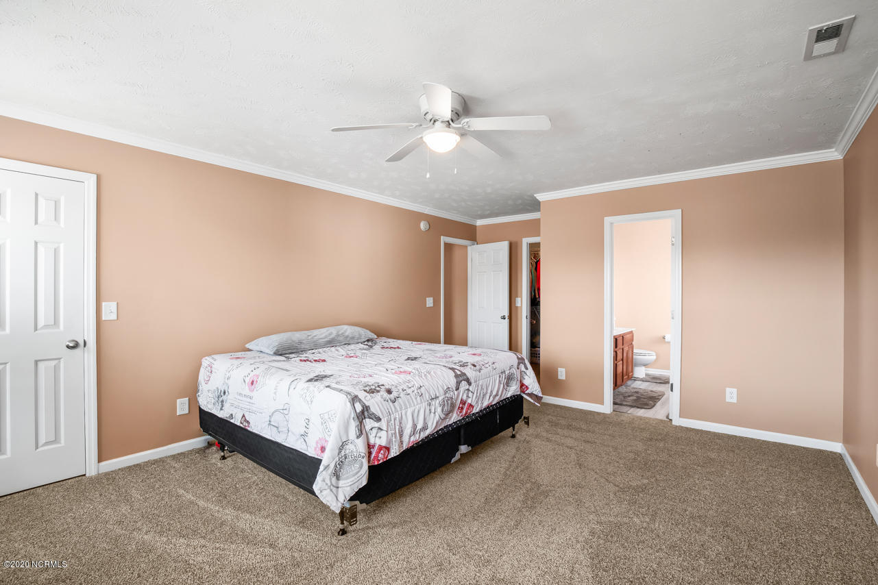 305 Old Dam Road Jacksonville, NC 28540 - Photo 17 of 31 20