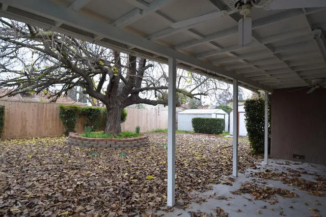 $429,900 | 332 West Indianapolis Avenue, Clovis, CA 93612