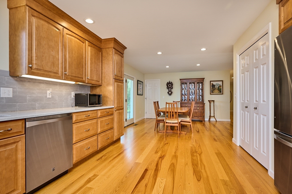 420 Hadley Road Sunderland, MA 01375 - Photo 10 of 33 Gallery Image 10