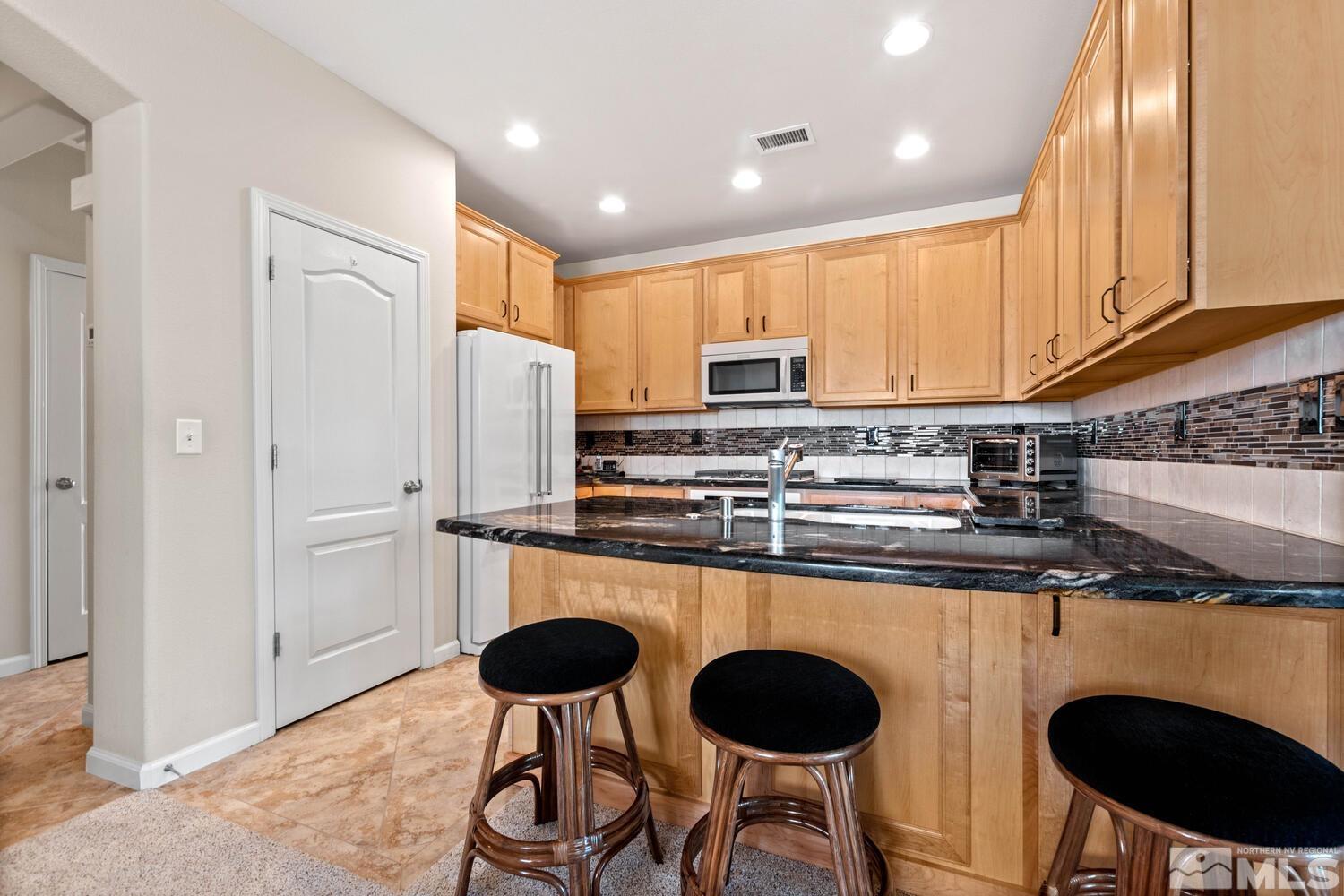 355 Teramo Drive Reno, NV 89521 - Photo 6 of 28 Photo 6