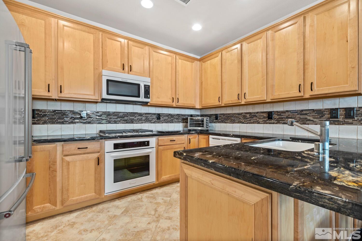 355 Teramo Drive Reno, NV 89521 - Photo 7 of 28 Photo 7