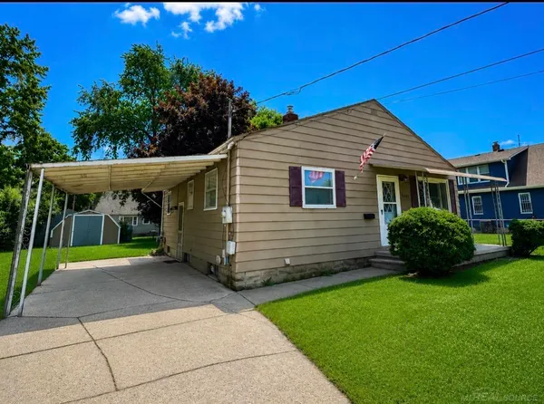 $129,000 | 3001 Brandon Street, Flint, MI 48503