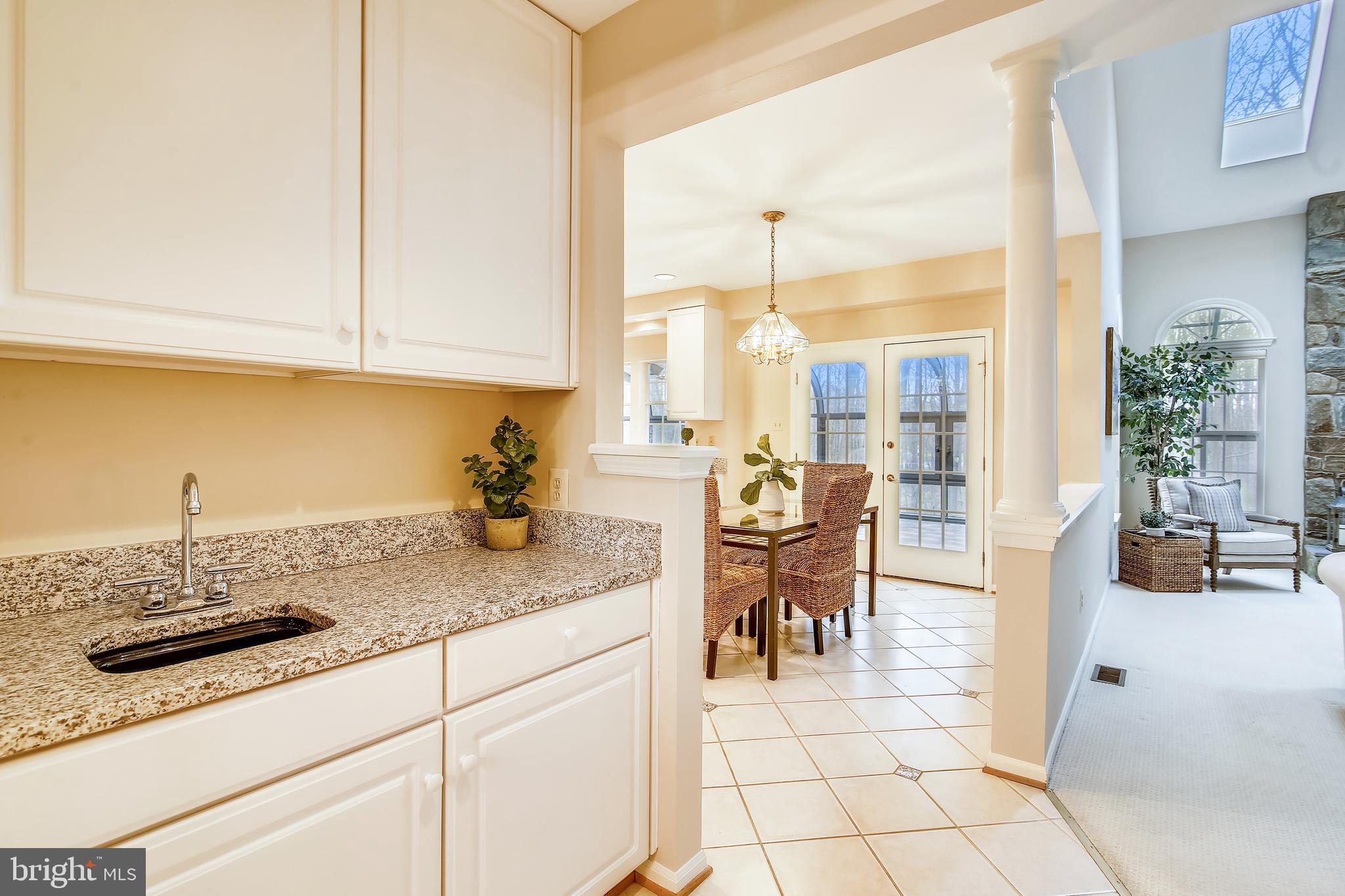 6441 Stream Valley Way Gaithersburg, MD 20882 - Photo 13 of 60 Butler's Pantry
