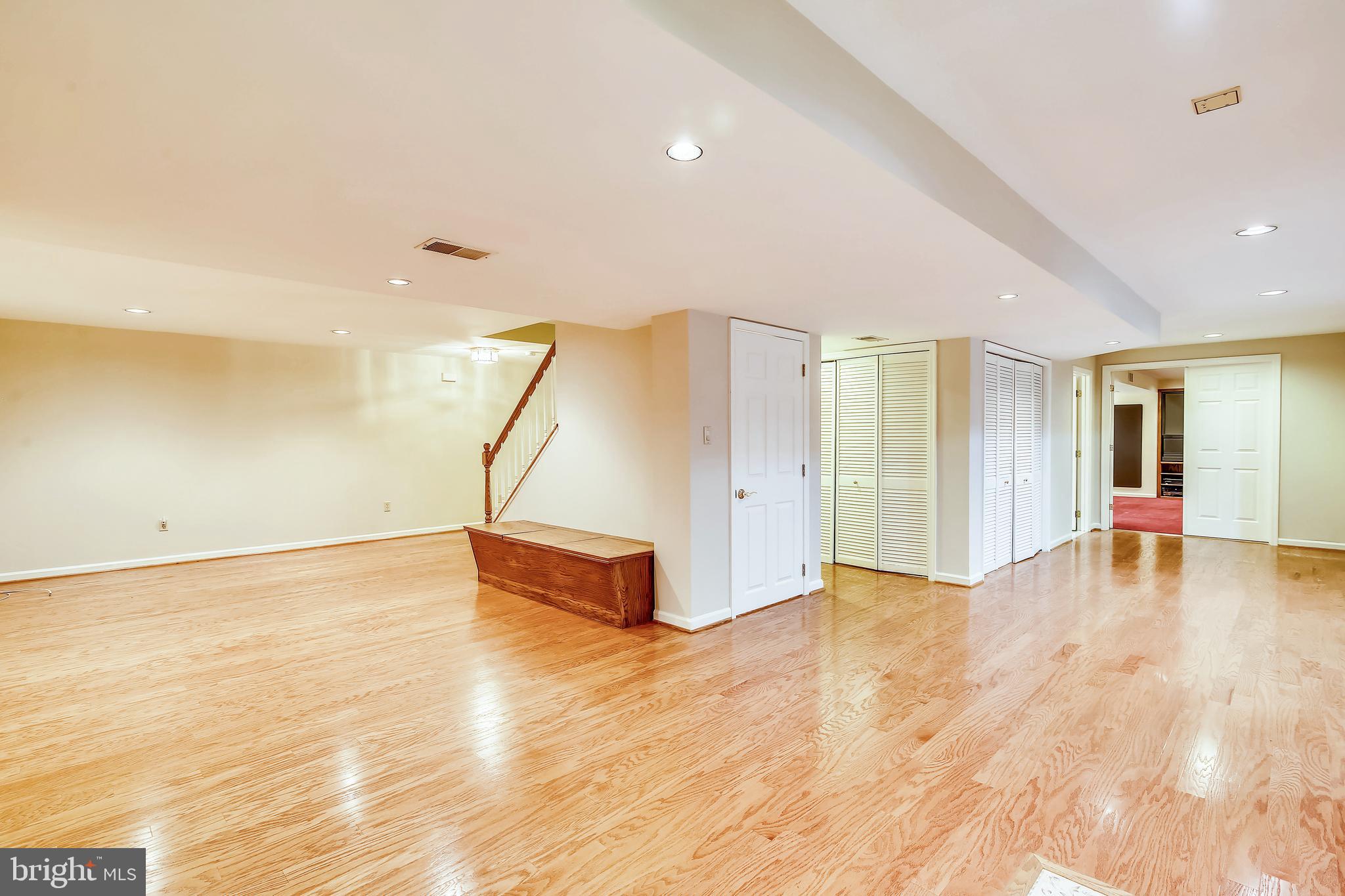 6441 Stream Valley Way Gaithersburg, MD 20882 - Photo 50 of 60 Nice and open Lower Level