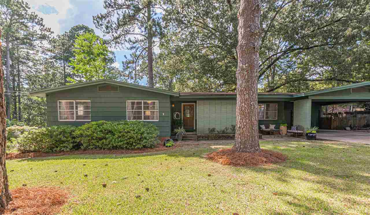 215 Ashcot Circle Jackson, MS 39211 - Photo 1 of 41 Photo 1